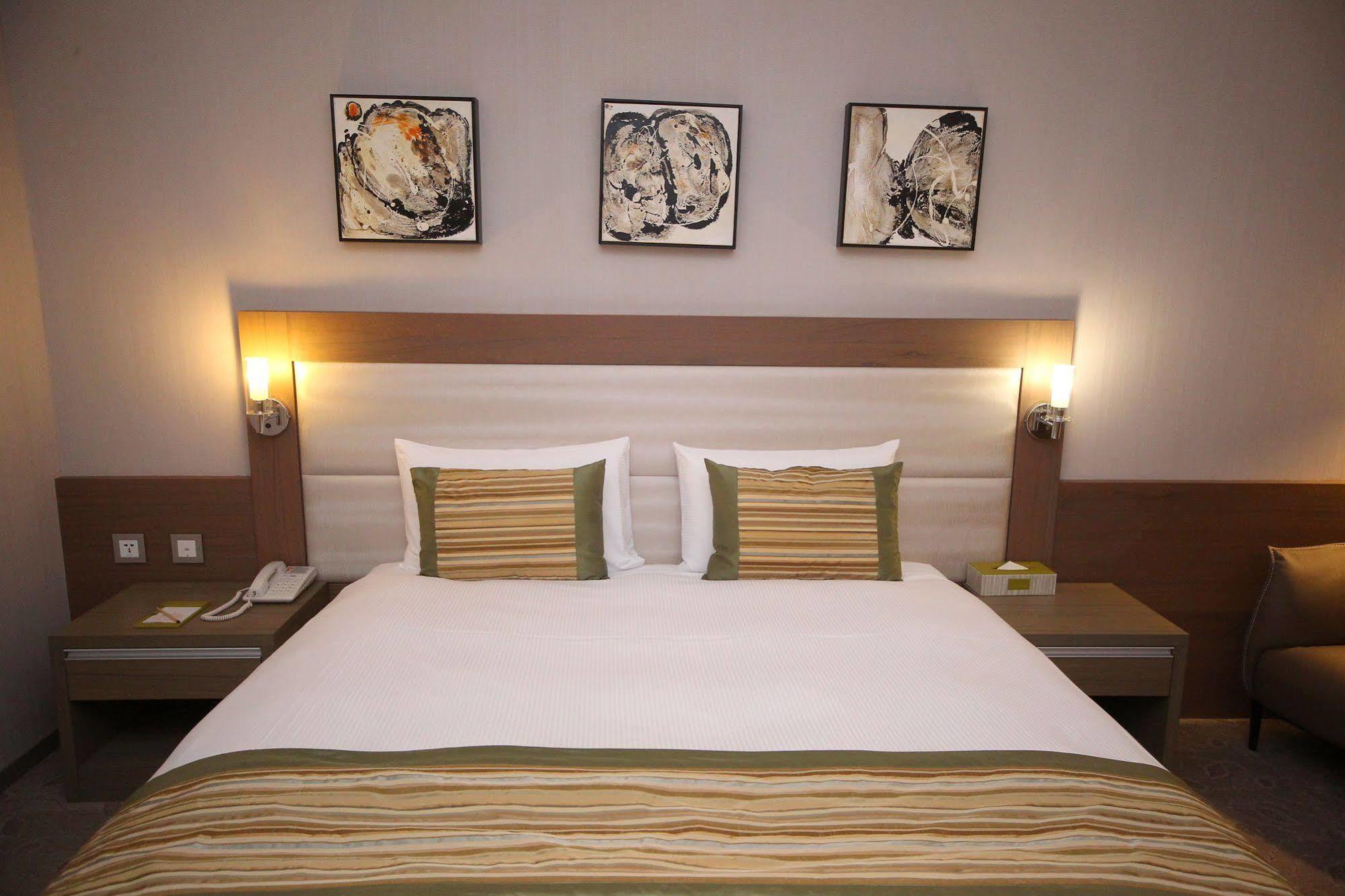 Grace Hotel Zhonghe Zhonghe  Dış mekan fotoğraf